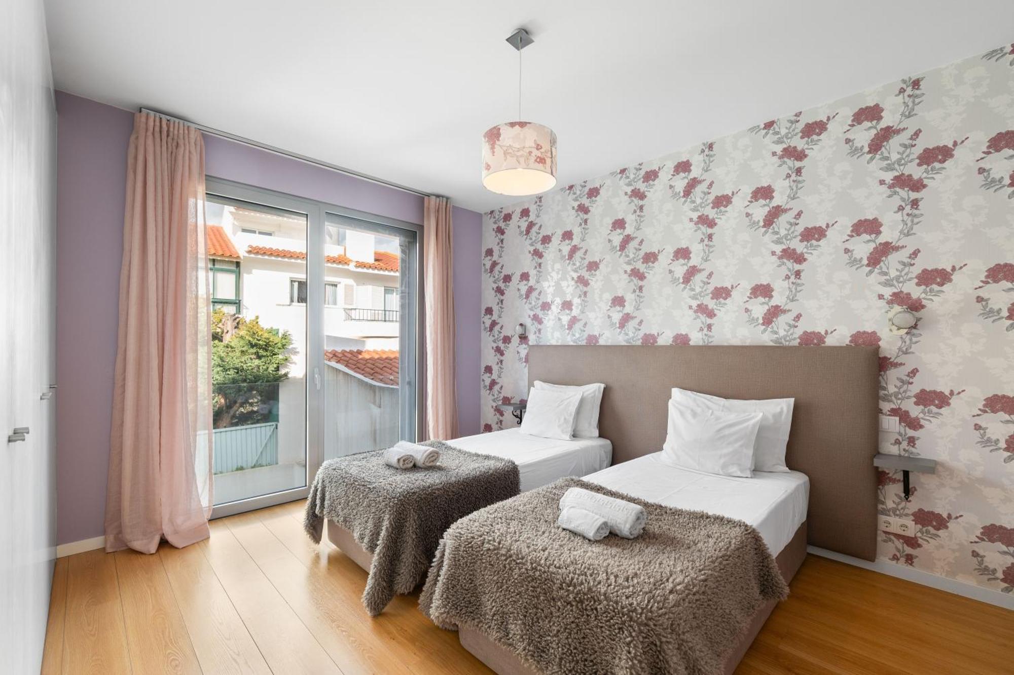 Charmy Villa Estoril By Amber Star Rent Cascais Exteriör bild